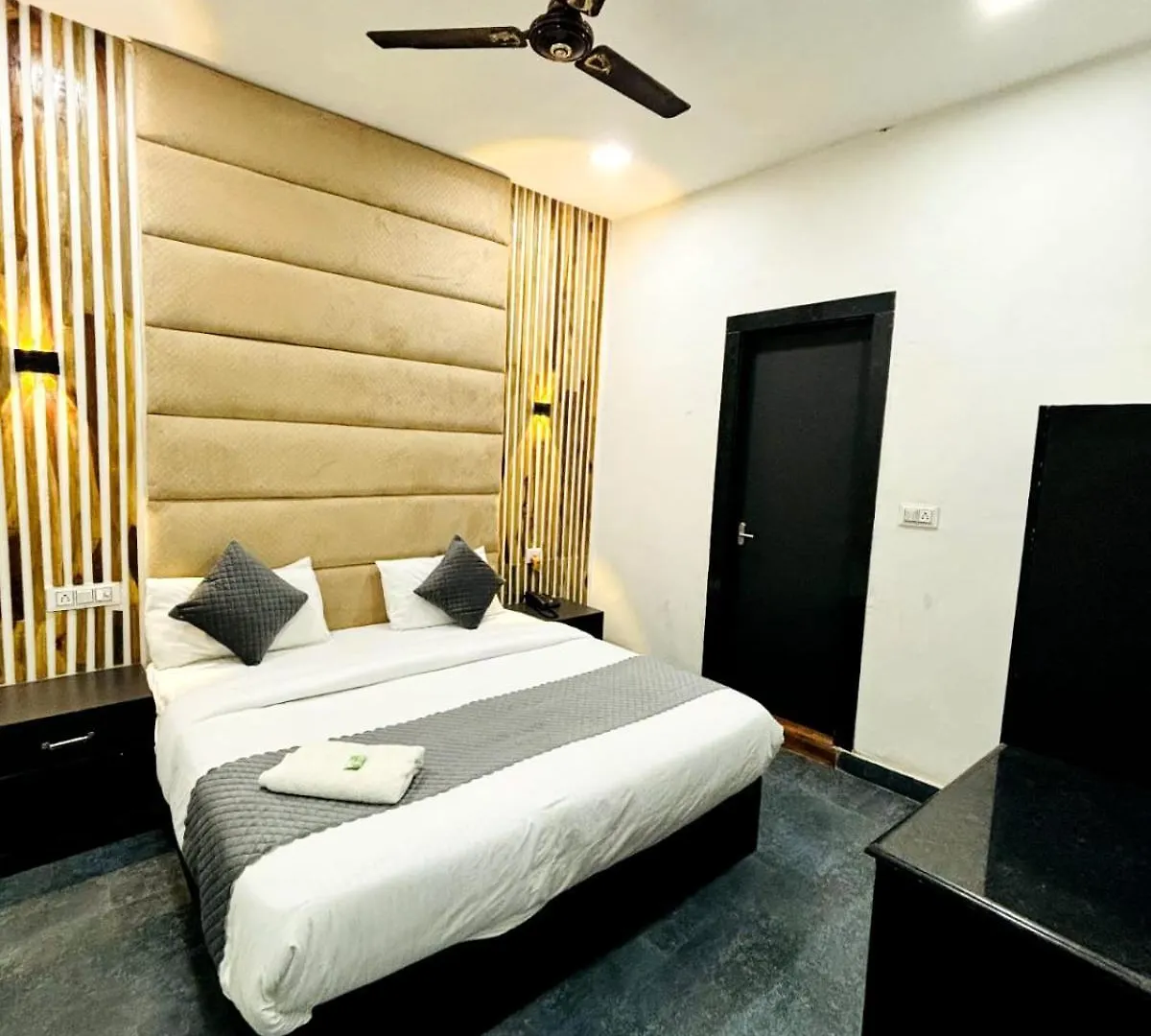 Fussion Homestay Agra  India